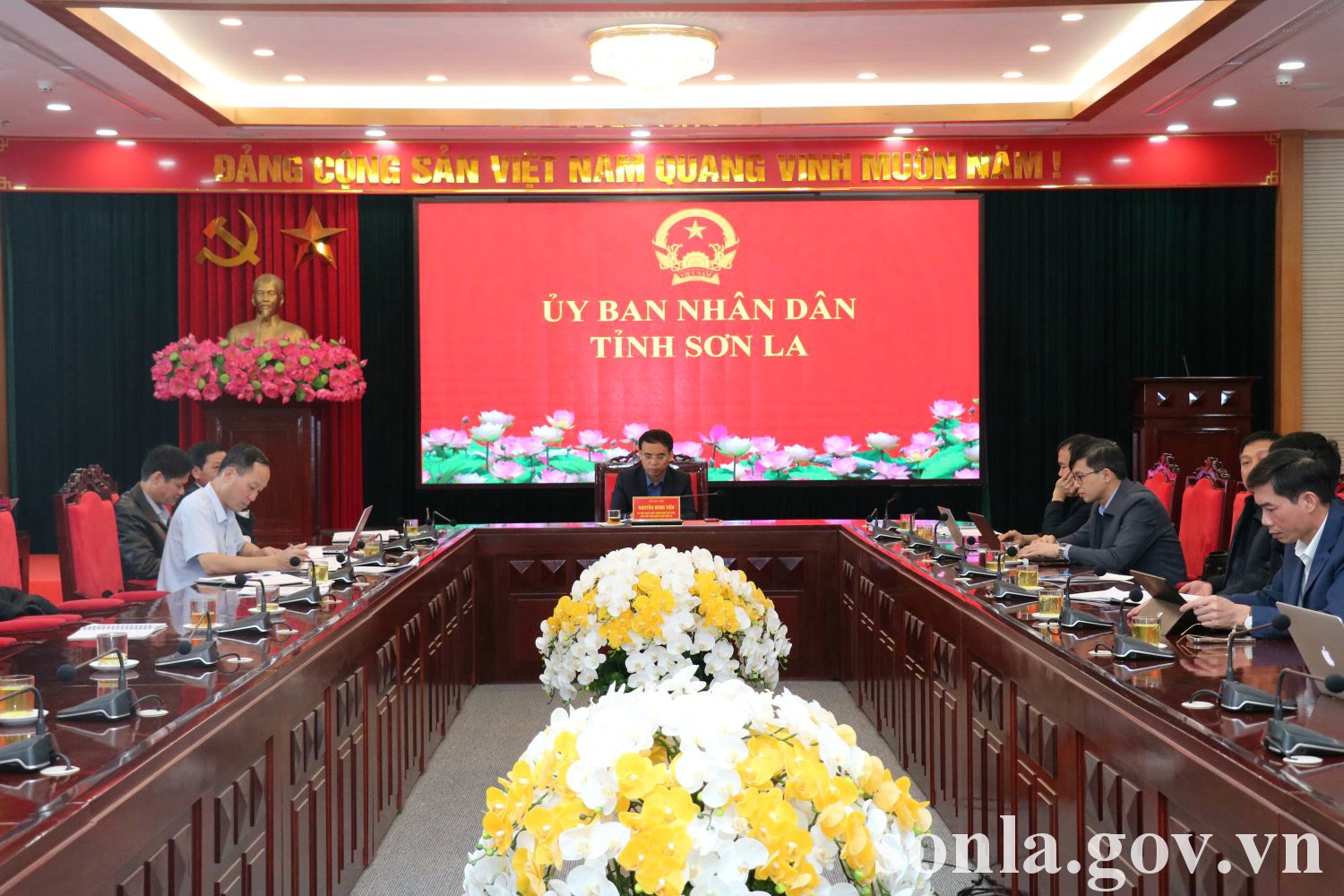 anh tin bai
